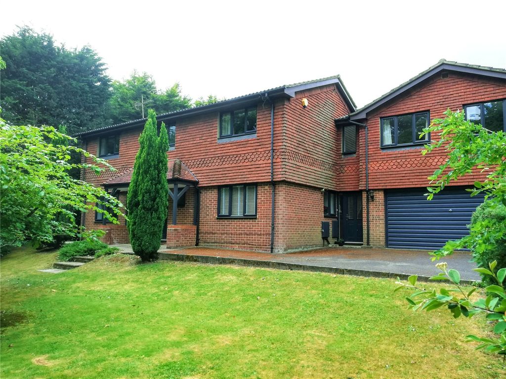 5 bed detached house for sale in Outwood Lane, Bletchingley RH1, £