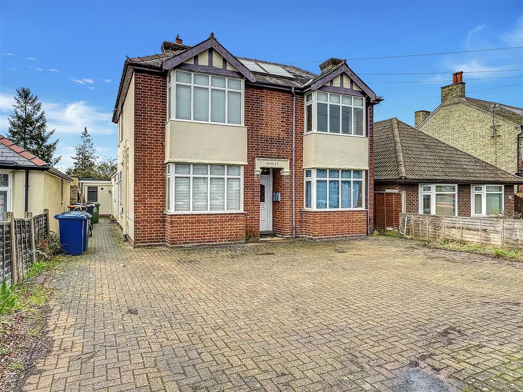 Room to rent in Newmarket Road, Cambridge CB5, £795 pcm Zoopla