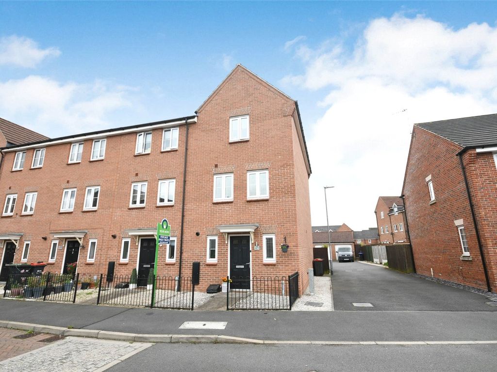 3 bed end terrace house for sale in Pennyroyal Way, KirkbyInAshfield