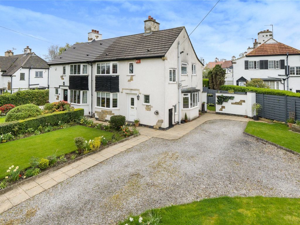 3 bed semidetached house for sale in Scott Hall Road, Leeds, West