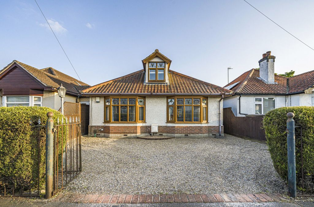 4 bed bungalow for sale in Chilton Road, Ipswich, Suffolk IP3 Zoopla