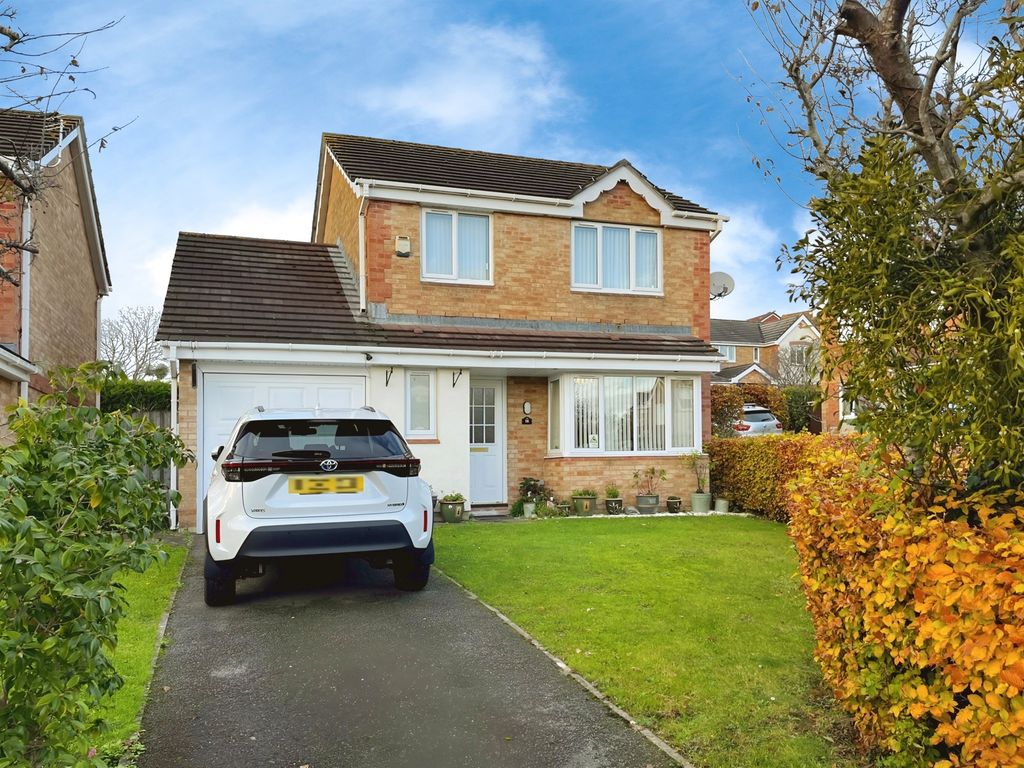 3 bed detached house for sale in Hunters Ridge, Undy, Caldicot NP26, £