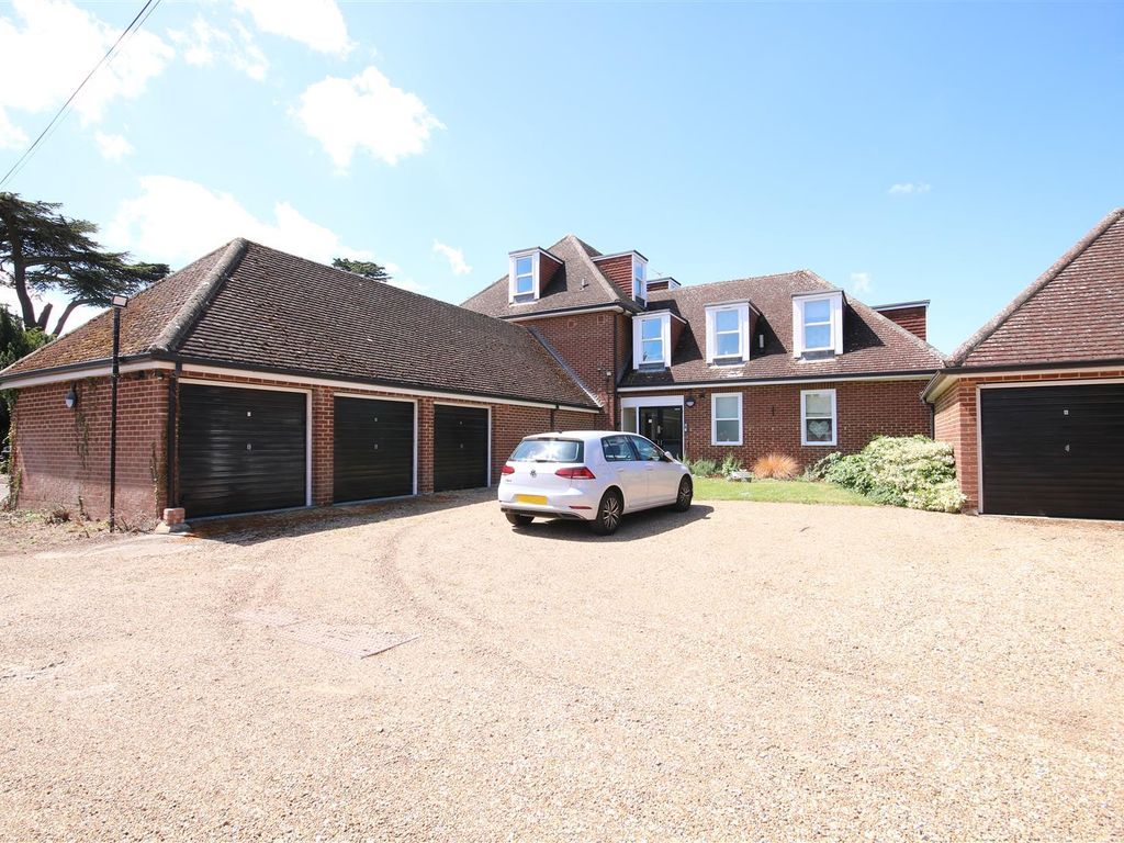 1 bed flat for sale in Satis House, Horton Road, Datchet SL3 Zoopla