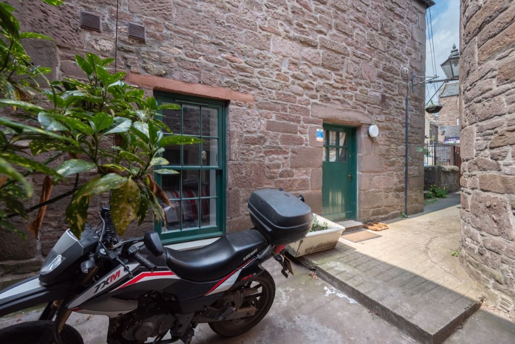 1 bed flat to rent in Cross Keys Close, Brechin DD9, £400 pcm Zoopla