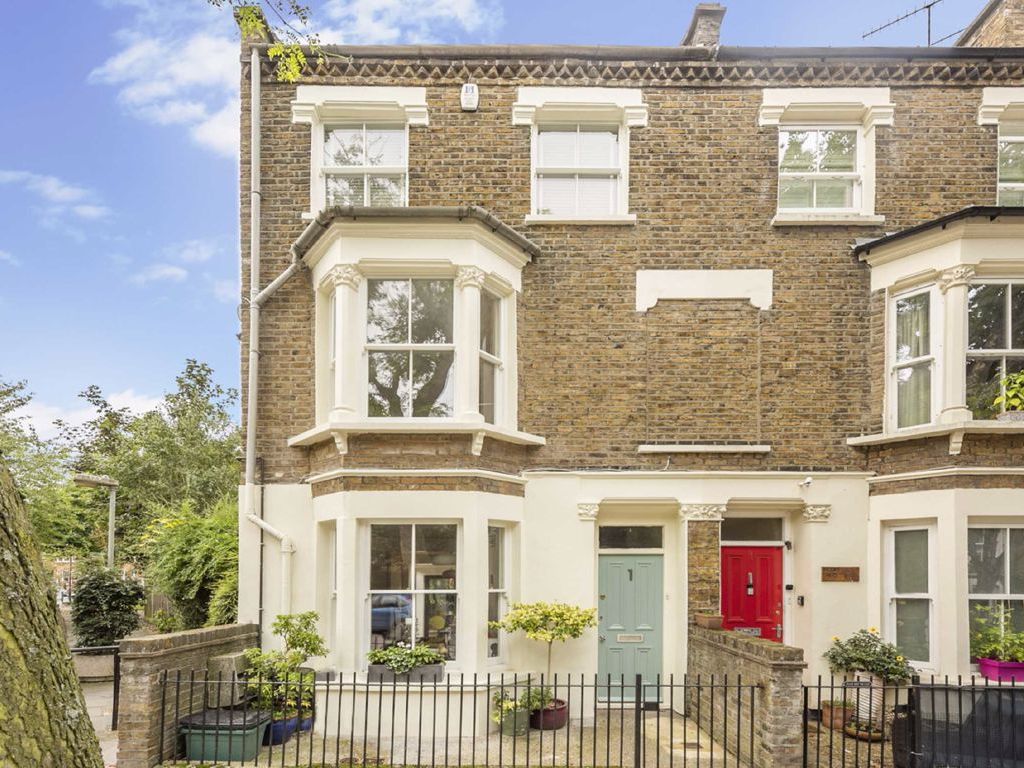 4 bed semidetached house for sale in Balmore Street, London N19 Zoopla