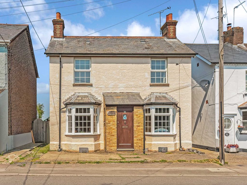 5 bed detached house for sale in Bulbourne, Bulbourne, Tring HP23 Zoopla