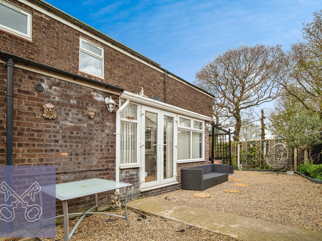 2 bed terraced house for sale in Sheldon Close, Bransholme, Hull HU7, £