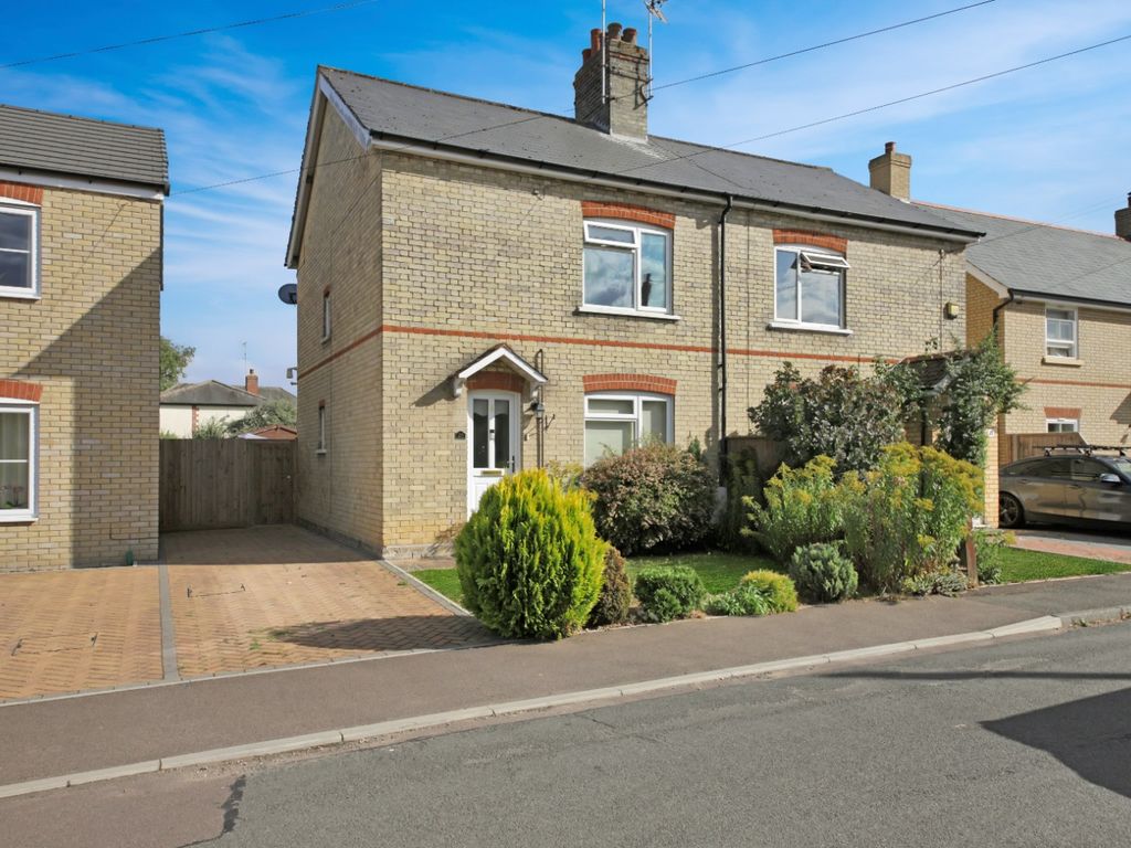 2 bed semidetached house for sale in Joiners Road, Linton, Cambridge