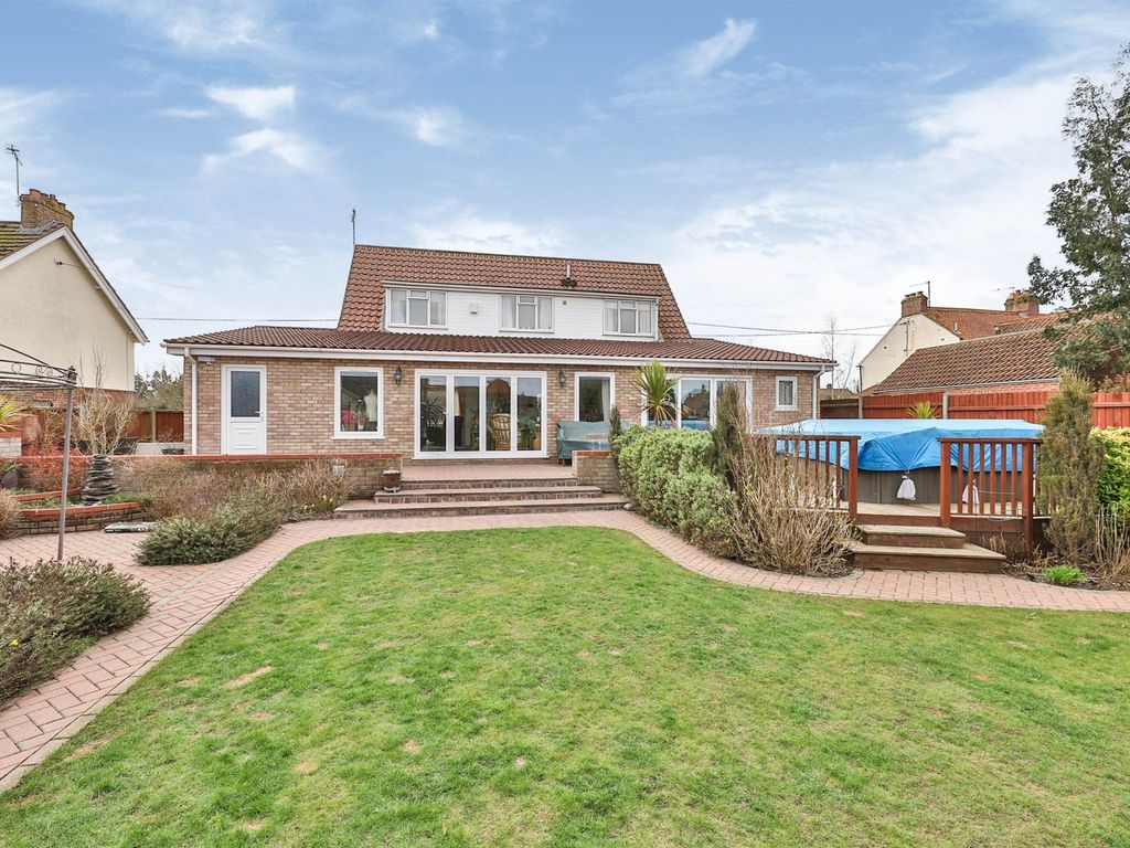 4 bed detached house for sale in Norwich Road, Fakenham NR21 Zoopla