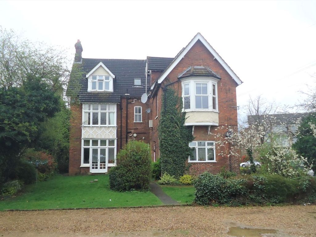 Studio for sale in 27E Kimbolton Road, Bedford, Bedfordshire MK40 Zoopla