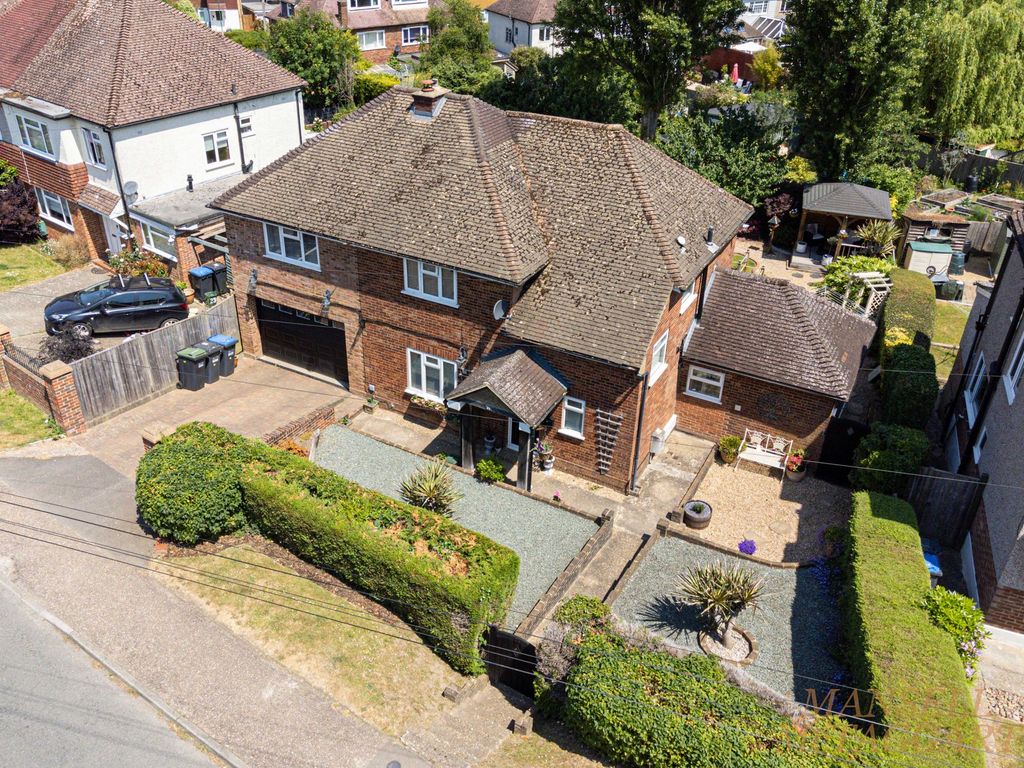 4 bed detached house for sale in Hammerwood Road, Ashurst Wood RH19