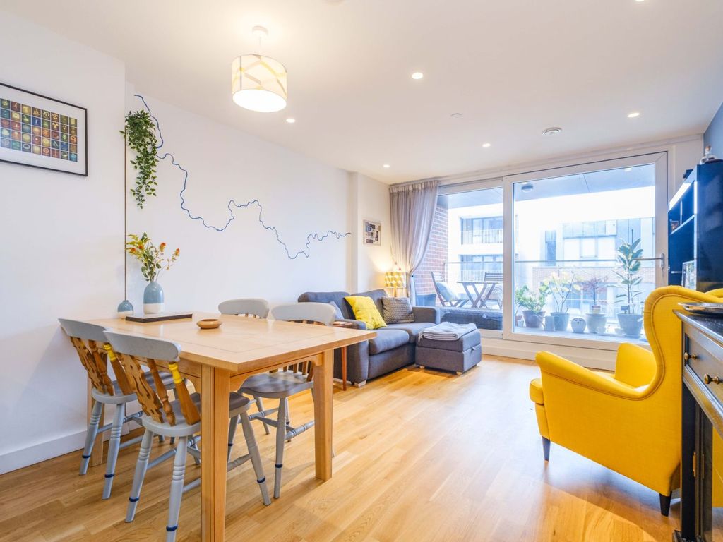 336 Clapham Road, Stockwell Clapham SW9  