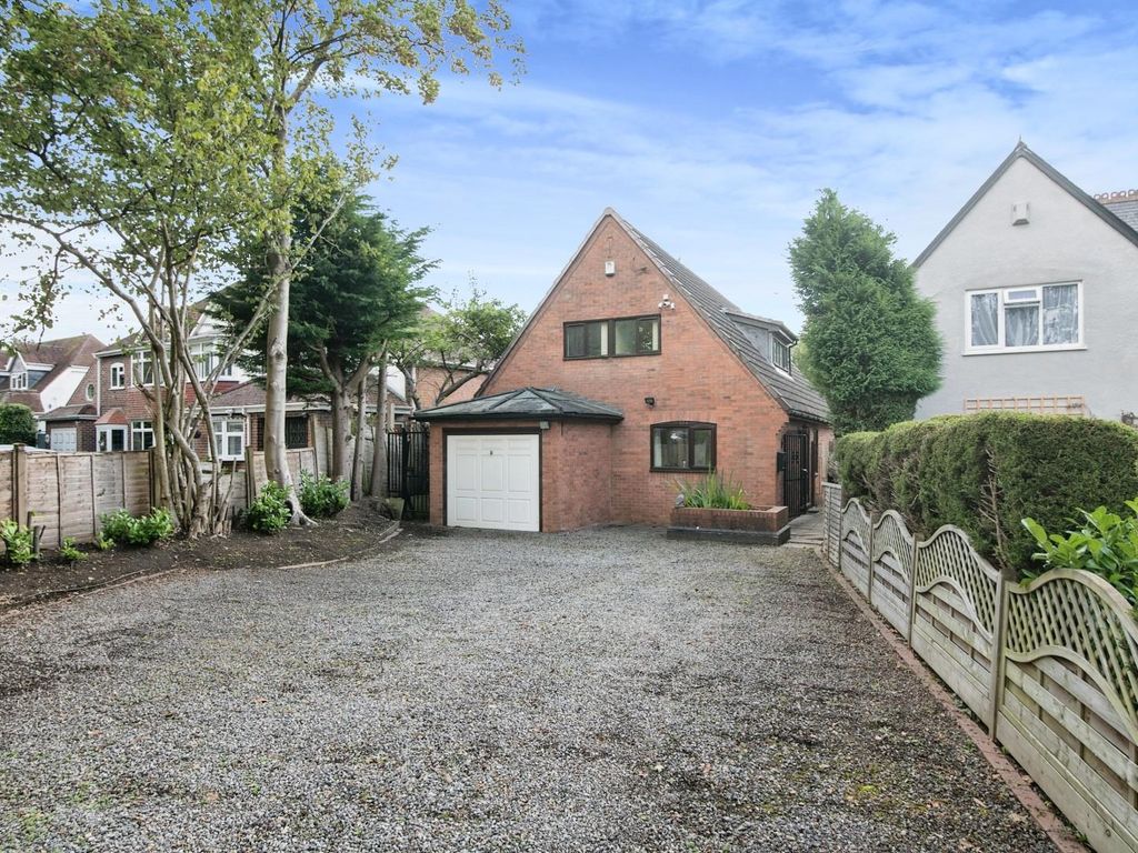 4 bed detached house for sale in Lowbrook Lane, Tidbury Green, Solihull ...
