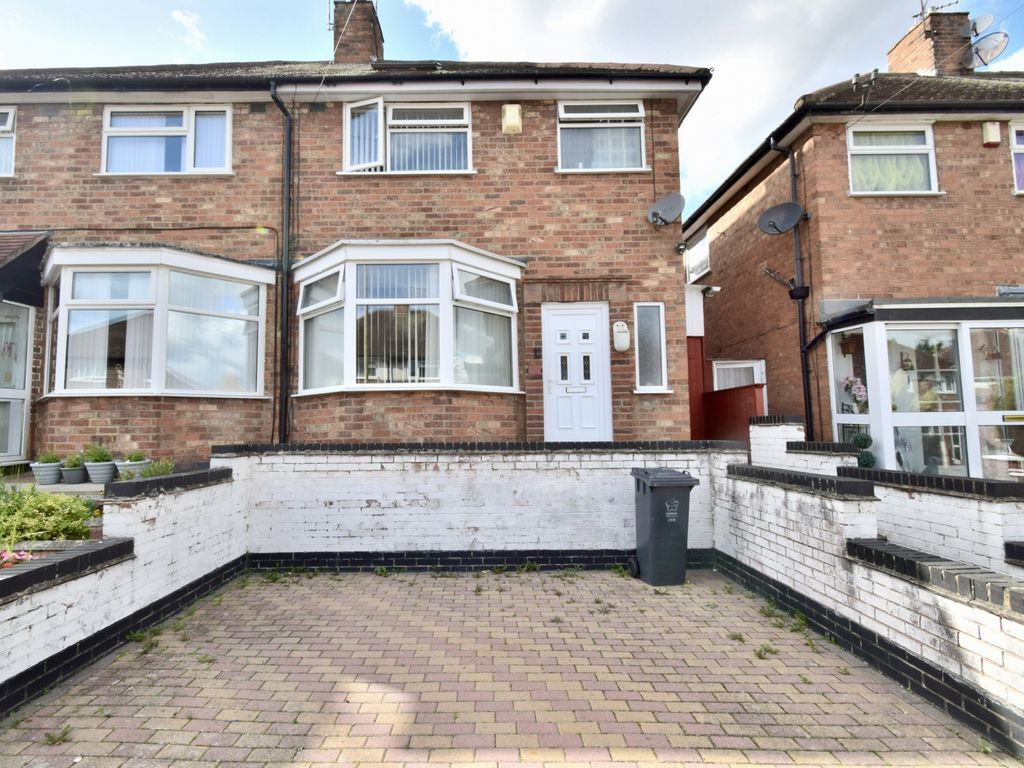 3 bed semidetached house for sale in Averil Road, Humberstone
