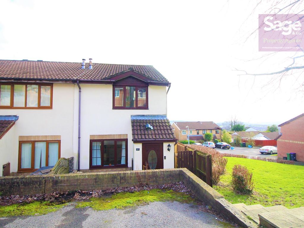 2 bed terraced house for sale in Oaklands View, Greenmeadow, Cwmbran