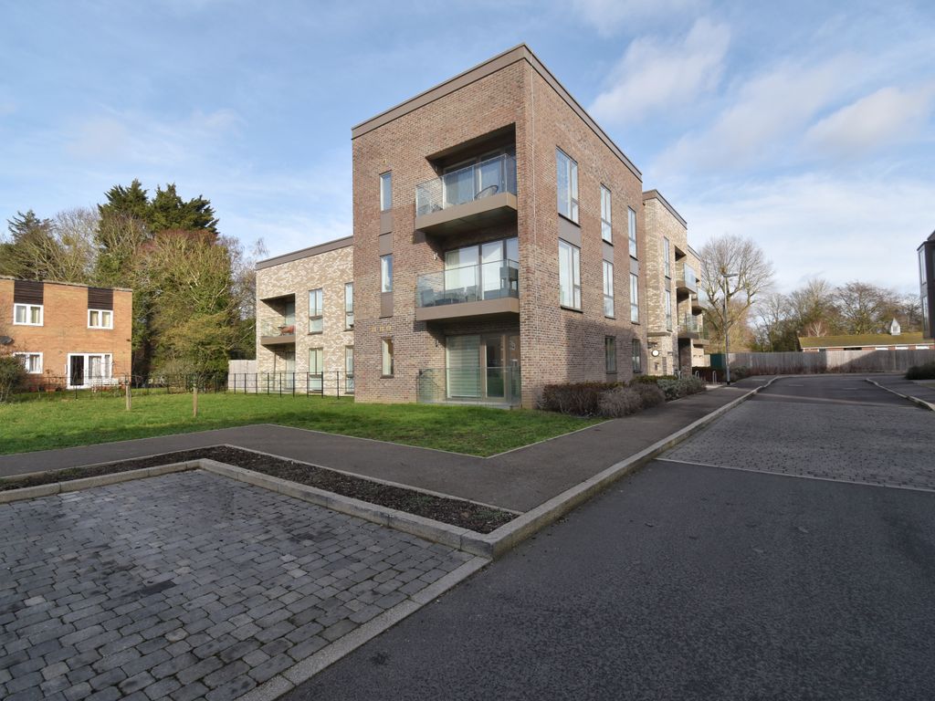 2 bed flat for sale in Musgrave Drive, Cambridge CB2, £120,000 Zoopla