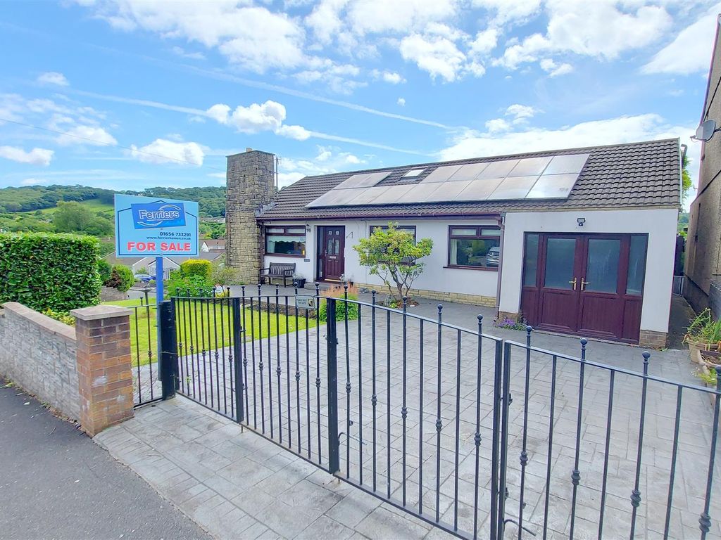 3 bed detached bungalow for sale in Mill View Estate, Maesteg CF34, £