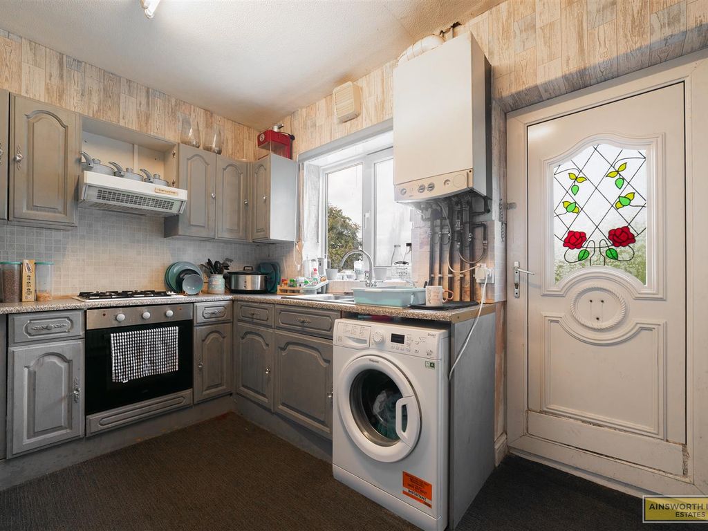 3 bed terraced house for sale in Coldstream Place, Blackburn BB2, £