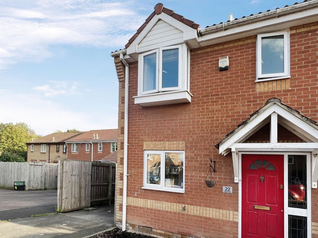 3 bed semidetached house to rent in Teasel Walk, WestonSuperMare, Somerset BS22, £1,200 pcm