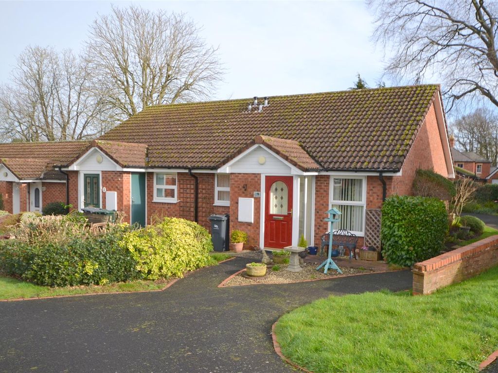 2 bed semidetached bungalow for sale in Brackenhurst, Ranelegh Road, Malvern WR14, £195,000