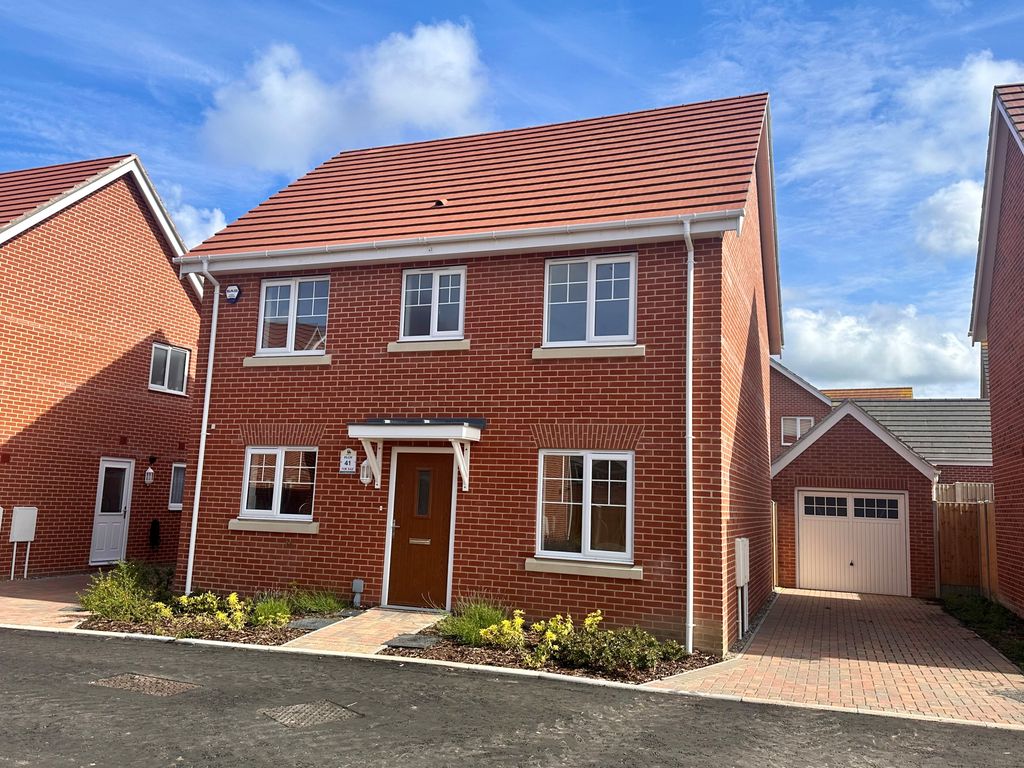 New home, 4 bed detached house for sale in Orchid Close, Gorleston
