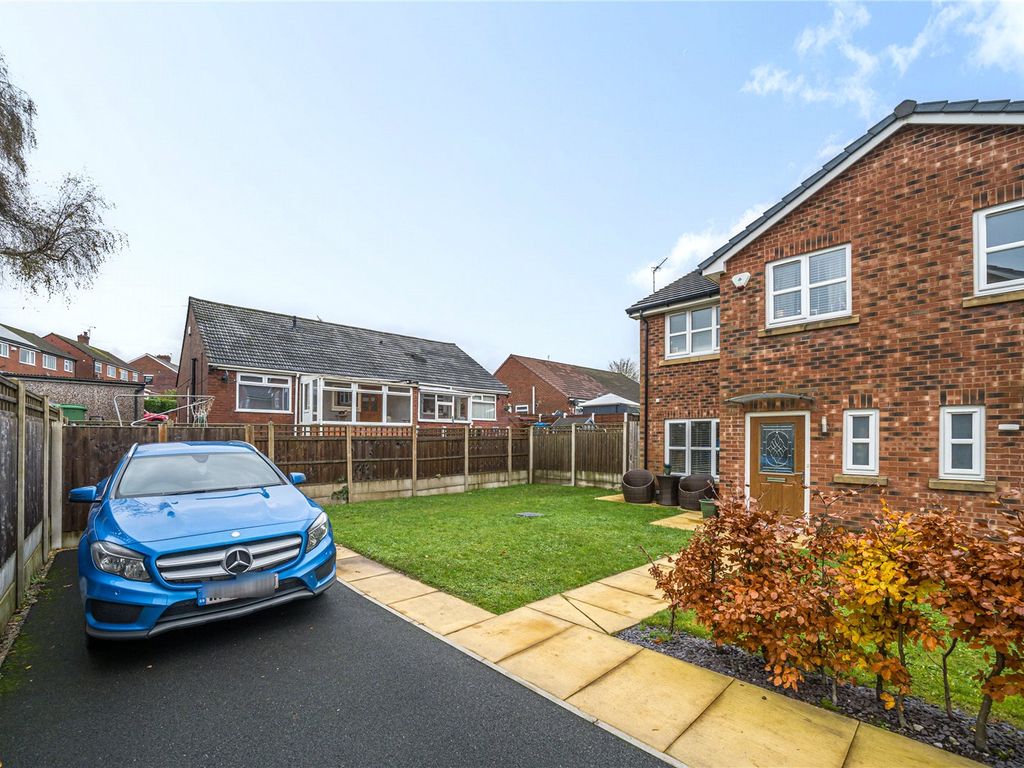 3 bed semidetached house for sale in John Hogan Close, Royton, Oldham