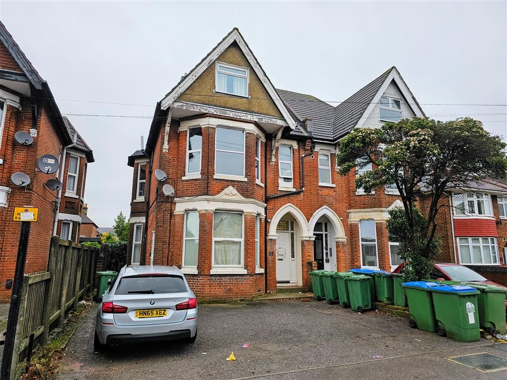 Studio for sale in Howard Road, Shirley, Southampton SO15, £35,000 Zoopla