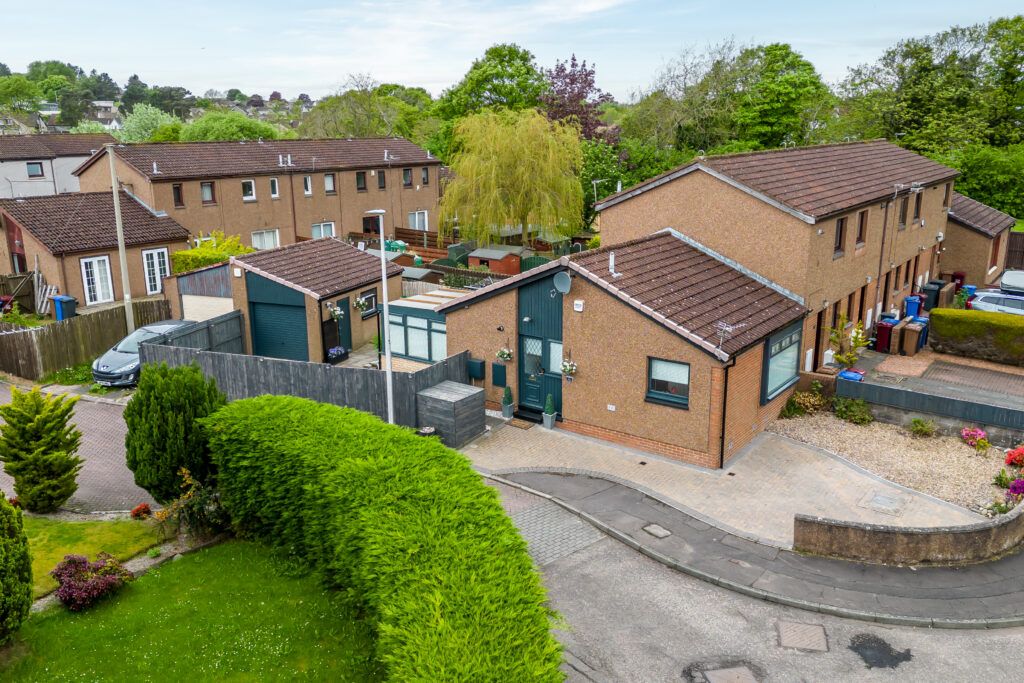 1 bed semidetached bungalow for sale in Belltree Gardens, Broughty