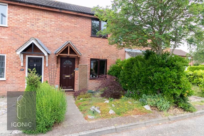 2 bed terraced house for sale in Mokyll Croft, Taverham, Norwich NR8