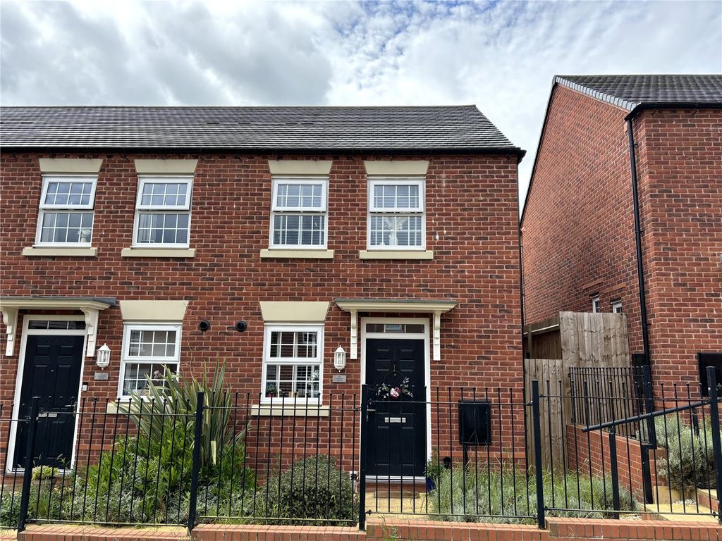 2 bed end terrace house for sale in Jackson Drive, Doseley, Telford