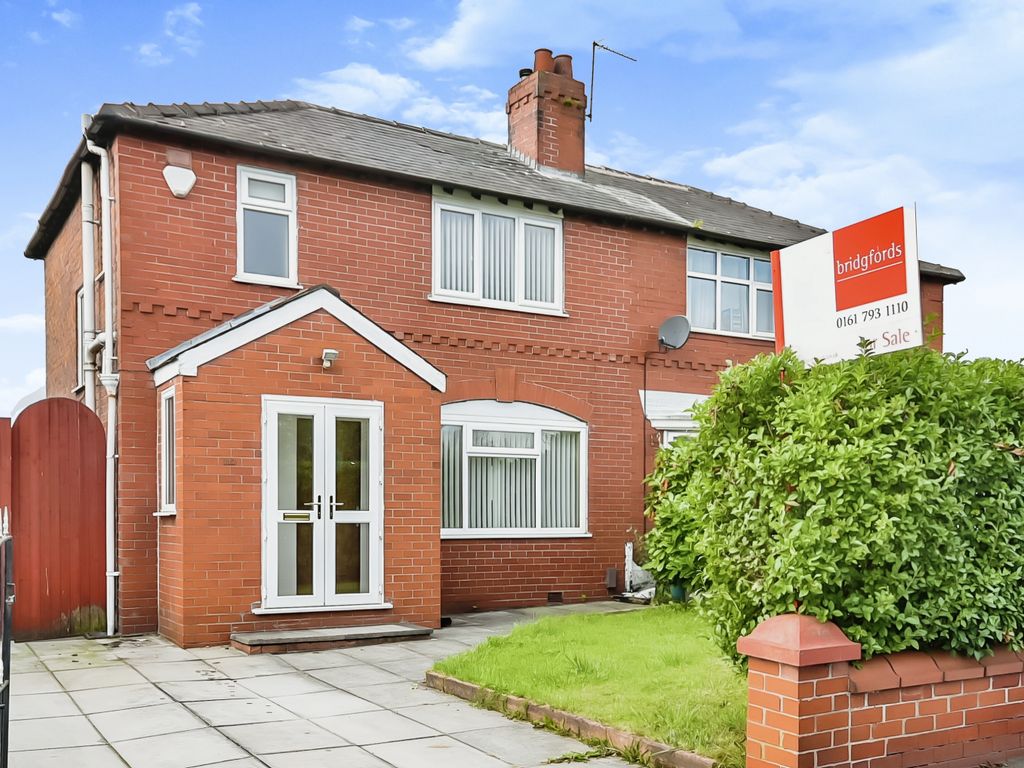 3 bed detached house for sale in Bolton Road, Pendlebury, Swinton
