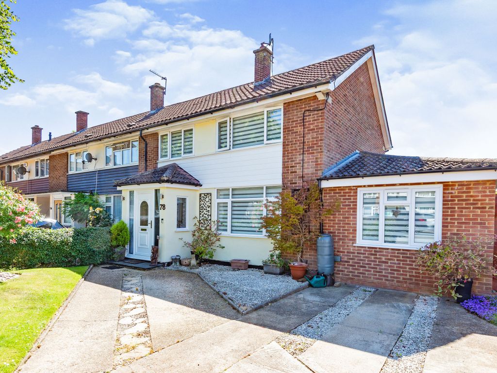 3 bed end terrace house for sale in Farm Road, Esher, Surrey KT10 Zoopla