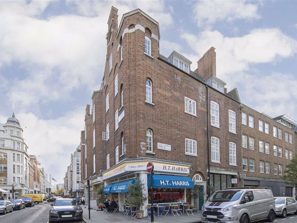 Little Titchfield Street, London W1W  