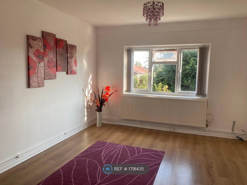 2 bed flat to rent in Didsbury Road, Stockport SK4 Zoopla