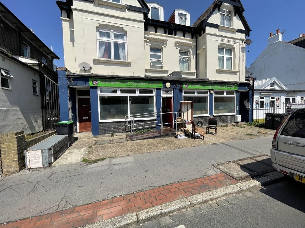 Retail premises for sale in Brigstock Road, Thornton Heath CR7 Zoopla
