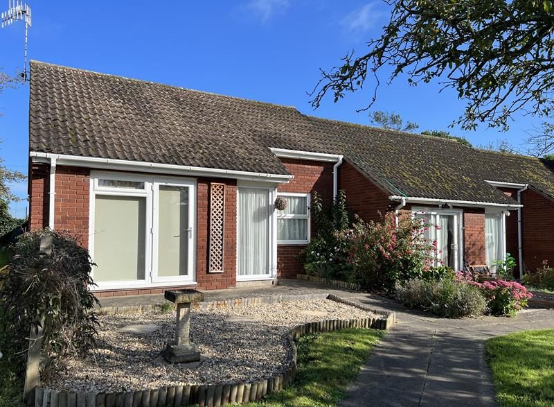 1 bed end terrace house for sale in 1 Bungalow Old Hall, Rectory Road