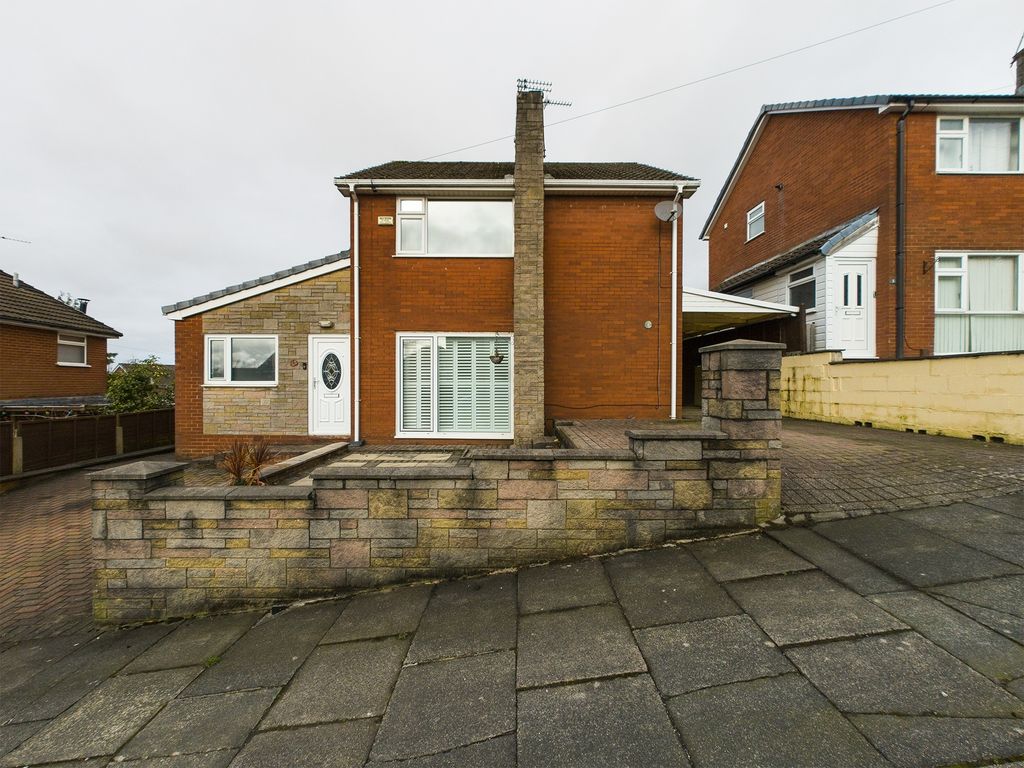 4 bed detached house for sale in Douglas Close, Horwich, Bolton BL6