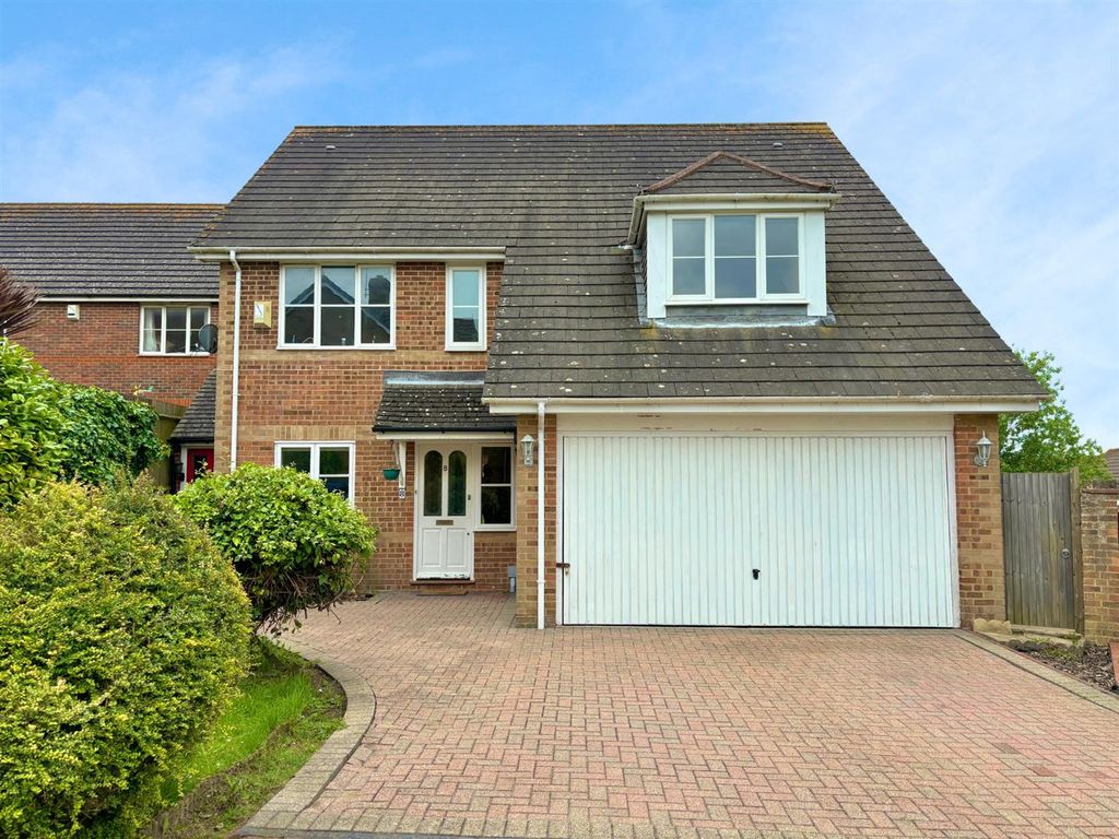 4 bed detached house for sale in The Spaldings, St. LeonardsOnSea