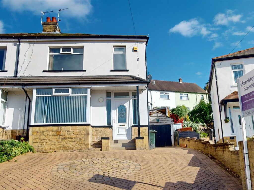 3 bed semidetached house for sale in Poplar Avenue, Shipley BD18, £