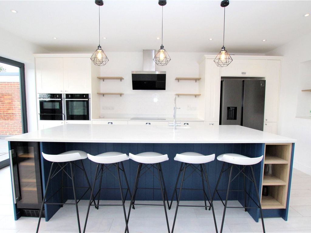 Eastview Avenue, London SE18  