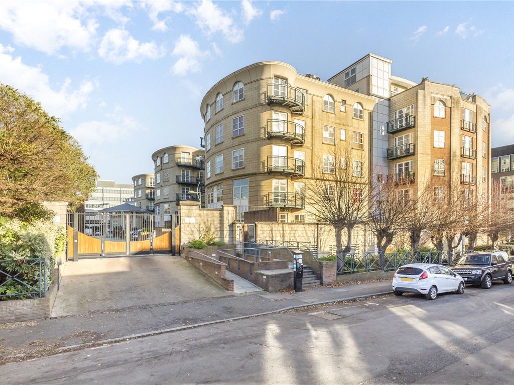 2 bed flat to rent in Wimbledon Central, 2133 Worple Road, Wimbledon