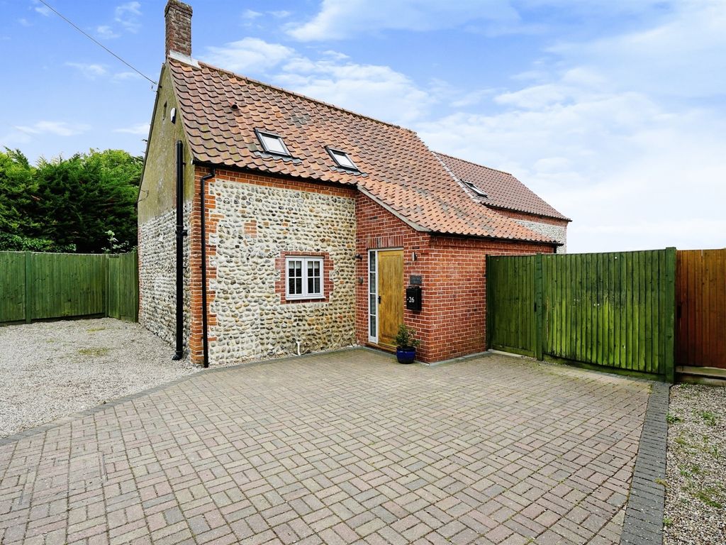 3 bed detached house for sale in Chapel Street, Southrepps, Norwich