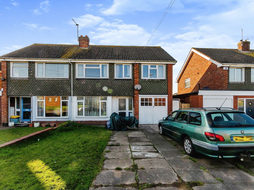 4 bed semidetached house for sale in Wardles Lane, Great Wyrley