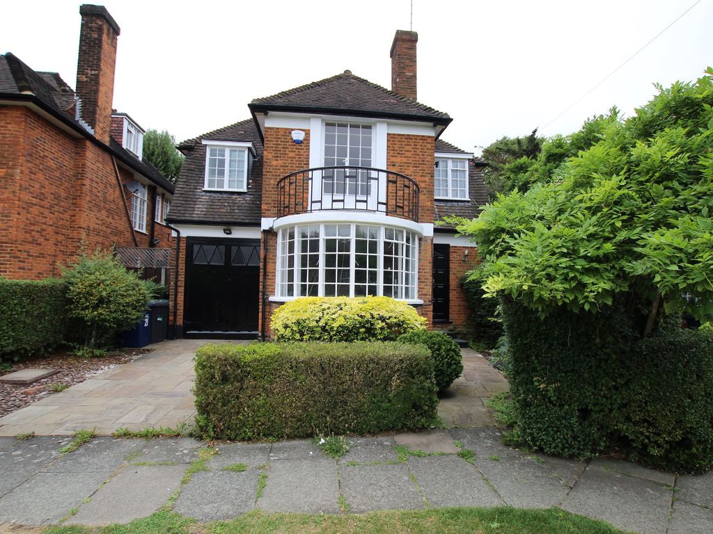 4 bed detached house to rent in Brim Hill, London N2 Zoopla