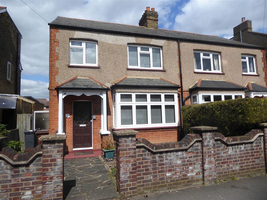 3 bed semidetached house for sale in Park Road, Hounslow TW3 Zoopla