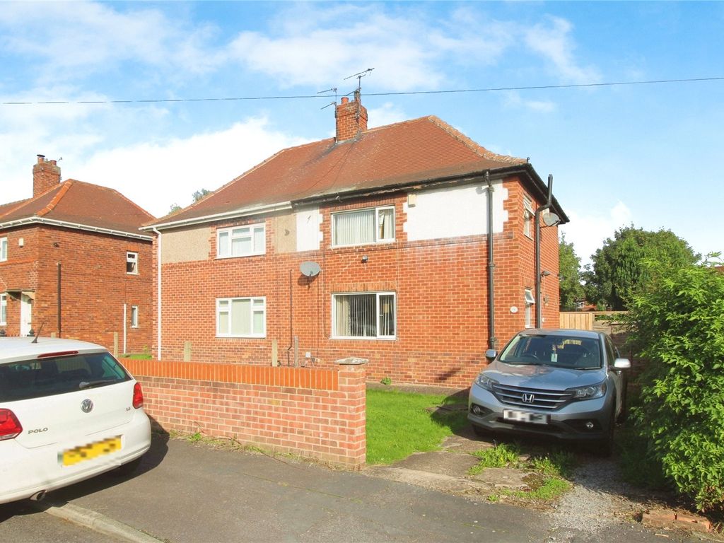 3 bed semidetached house for sale in Sussex Street, Balby, Doncaster