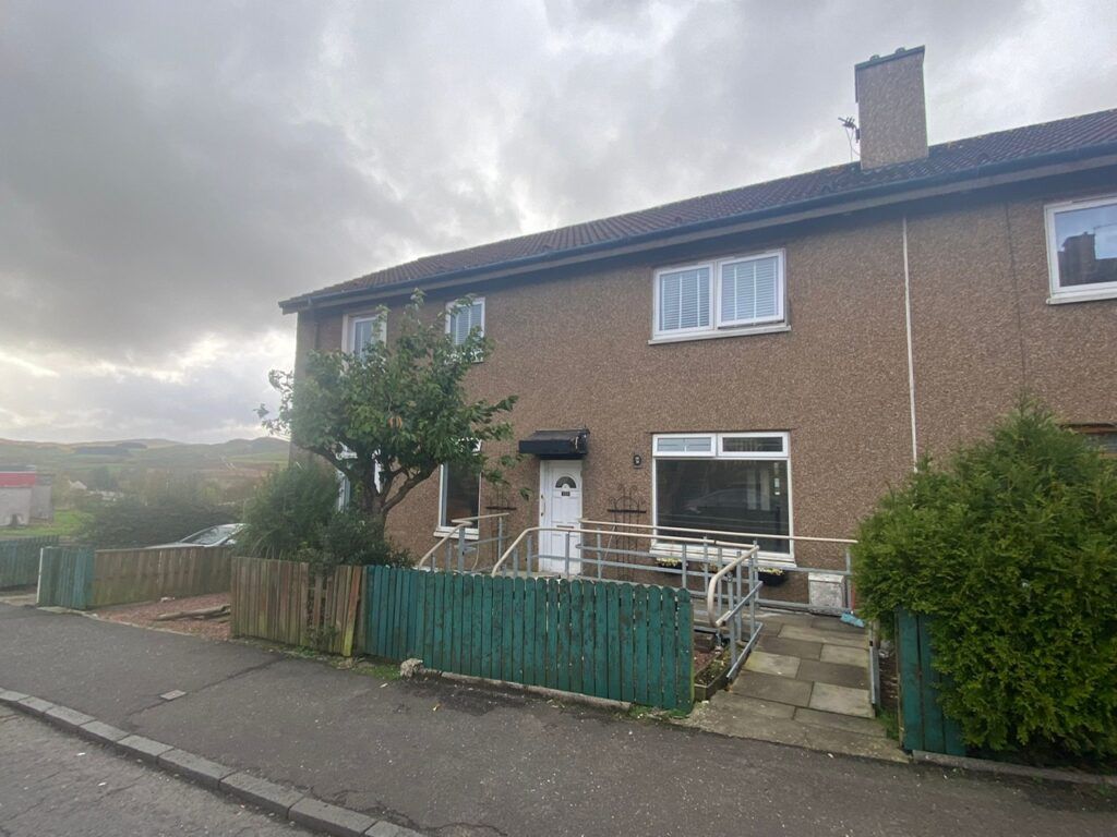 3 bed flat for sale in Merrick Drive, Bellsbank, Dalmellington, Ayr KA6