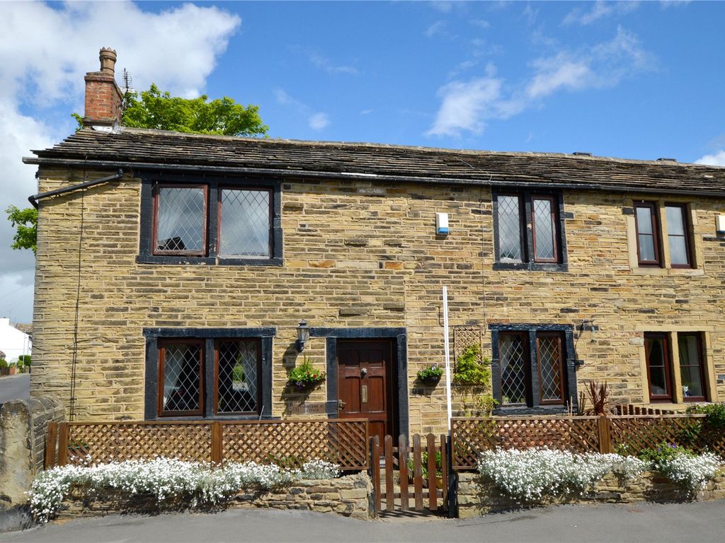 2 bed terraced house for sale in Smalewell Road, Pudsey, Leeds LS28