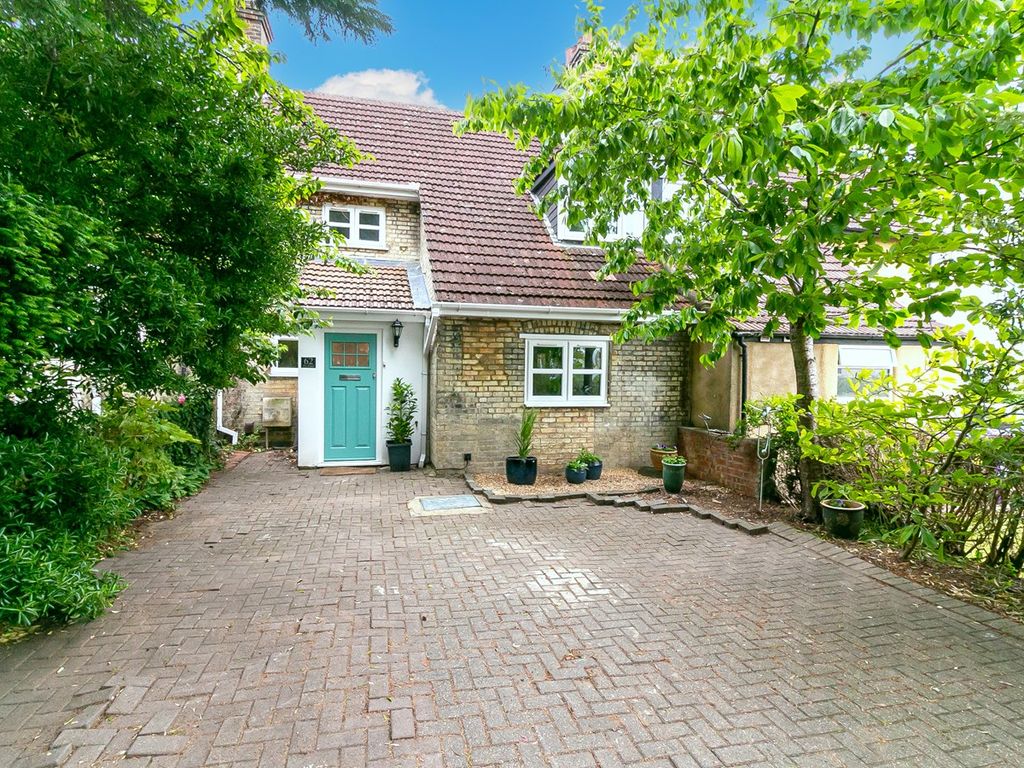 3 bed terraced house for sale in Pix Road, Letchworth Garden City SG6