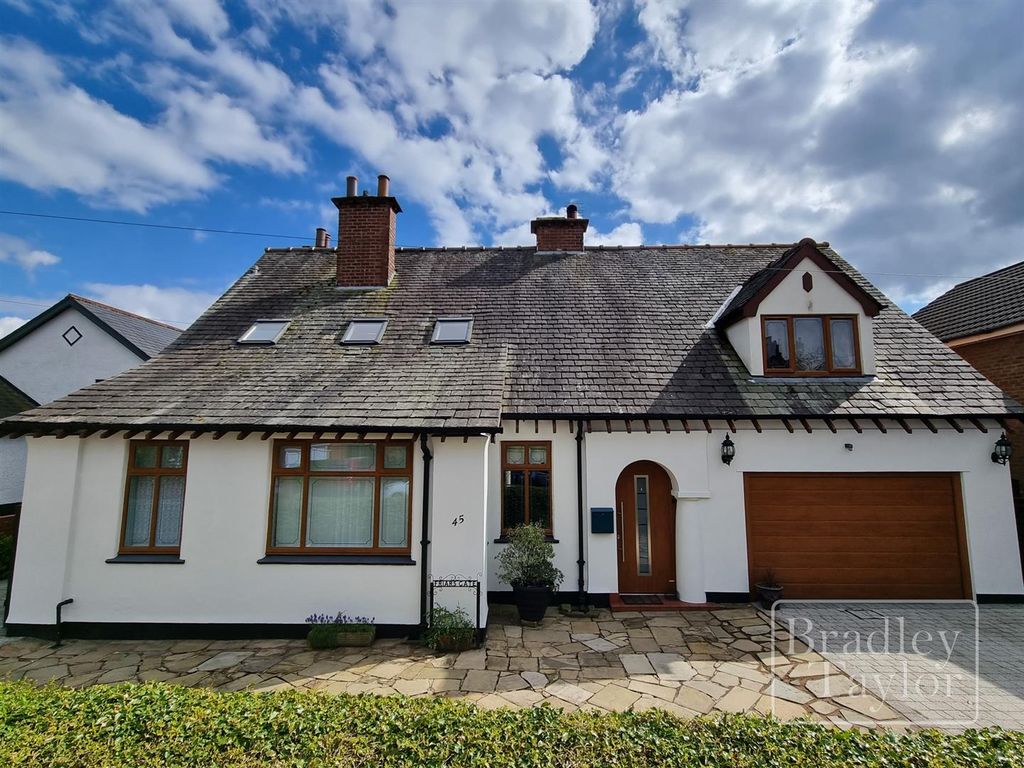 4 bed detached house for sale in Queens Drive, Fulwood, Preston PR2